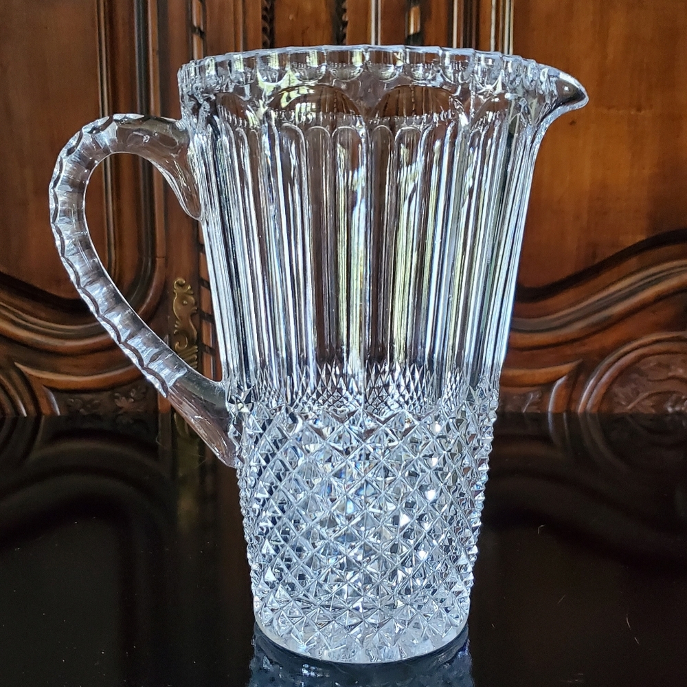 40oz Crystal 💎 Diamond Point Clear Pitcher